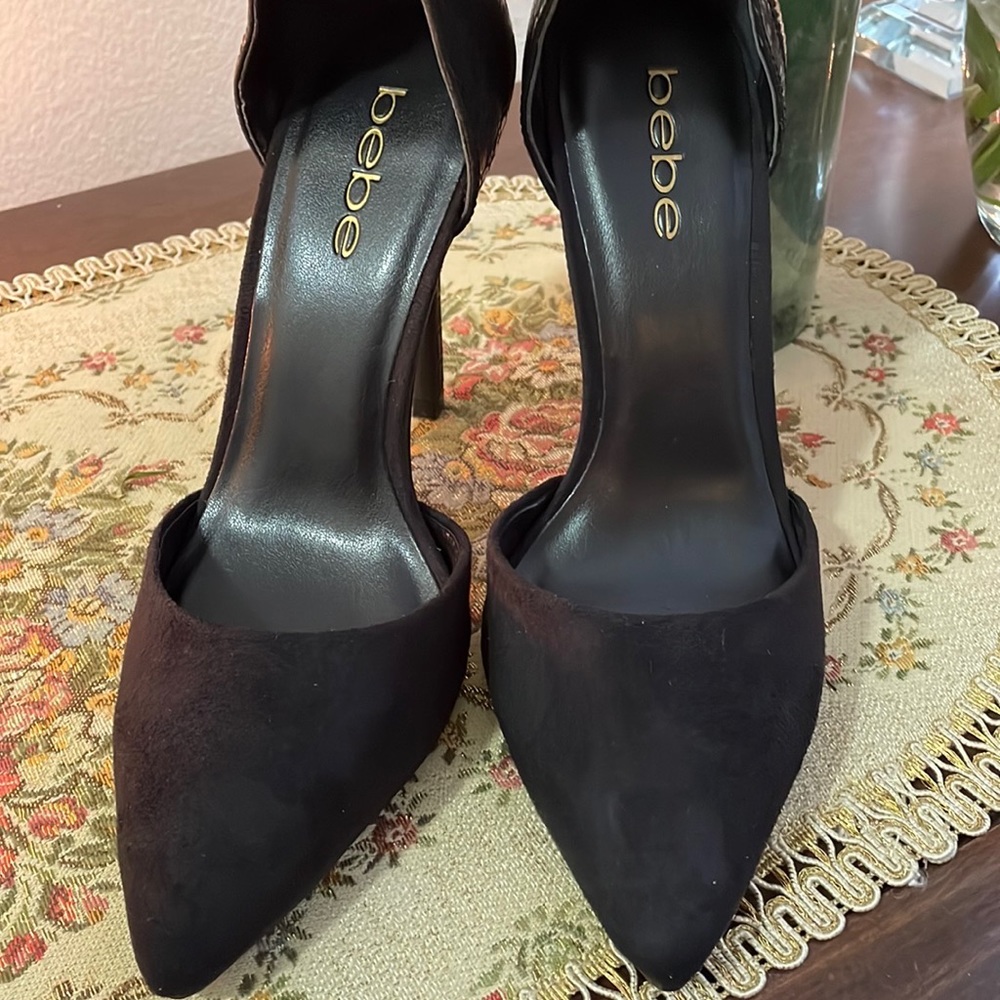 NWT Bebe Taliya black Pointy heels size 35